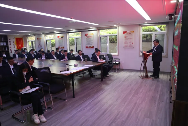 济南市中城市发展集团举行2023年年度安全会议暨年度安全目标责任书签订仪式(图3)