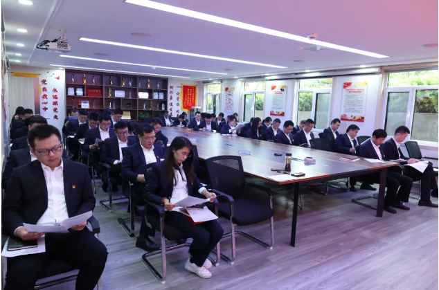 济南市中城市发展集团举行2023年年度安全会议暨年度安全目标责任书签订仪式(图4)